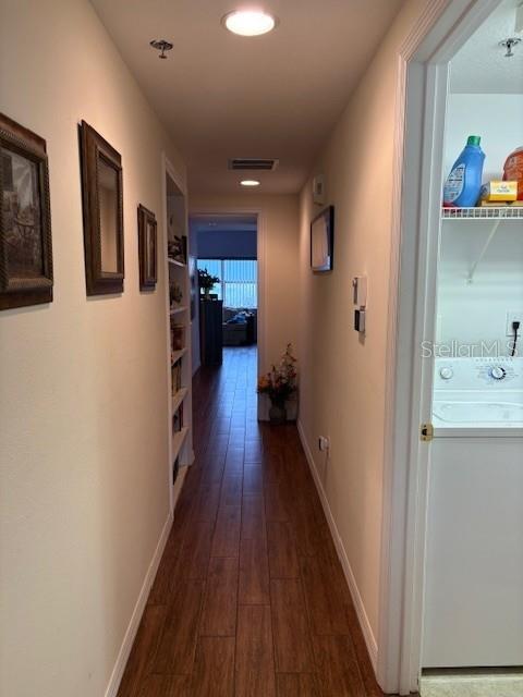 Image 7 of 26 For 5300 Atlantic Avenue 8-401