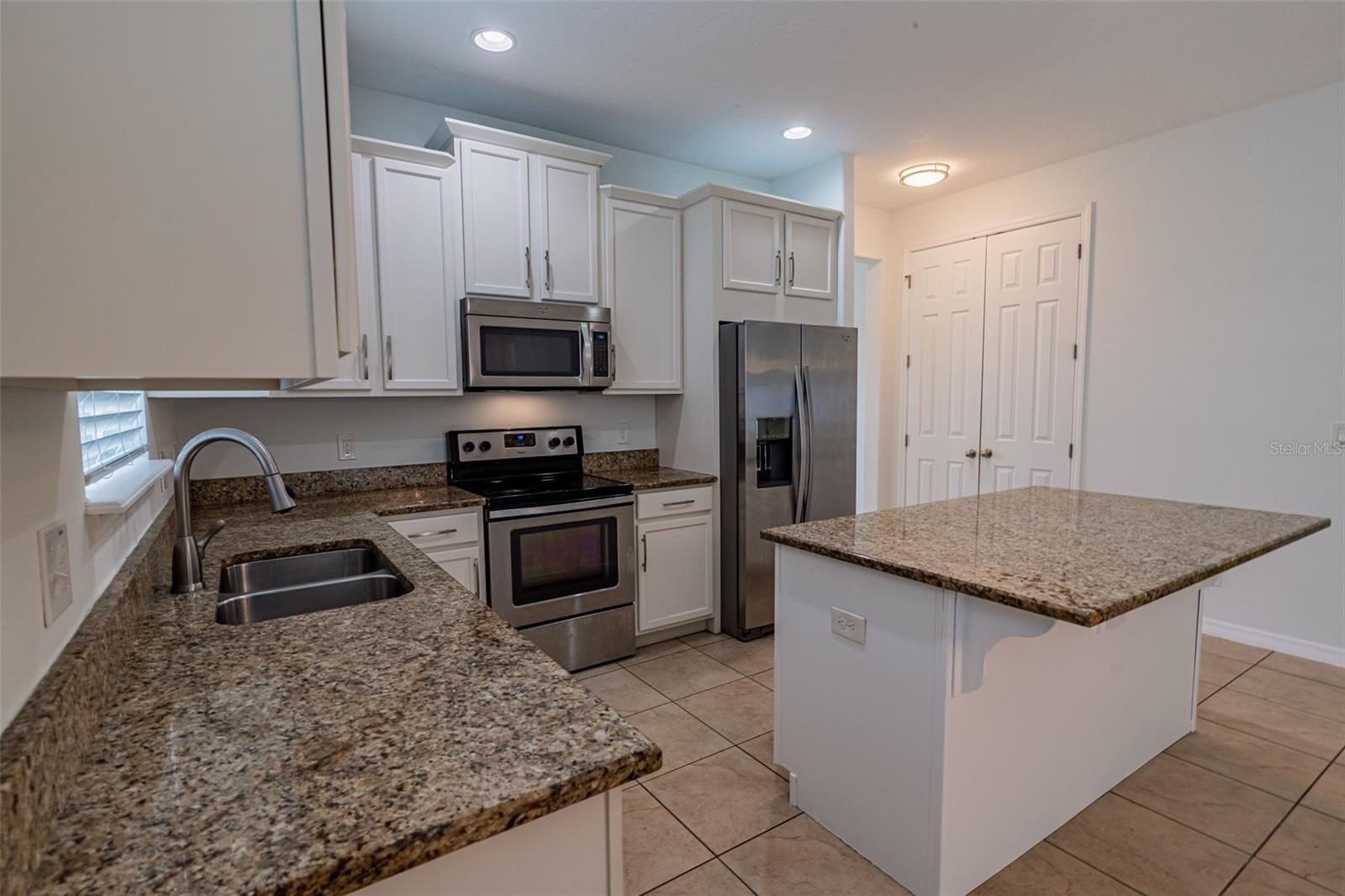 Image 14 of 43 For 5278 Dove Tree St