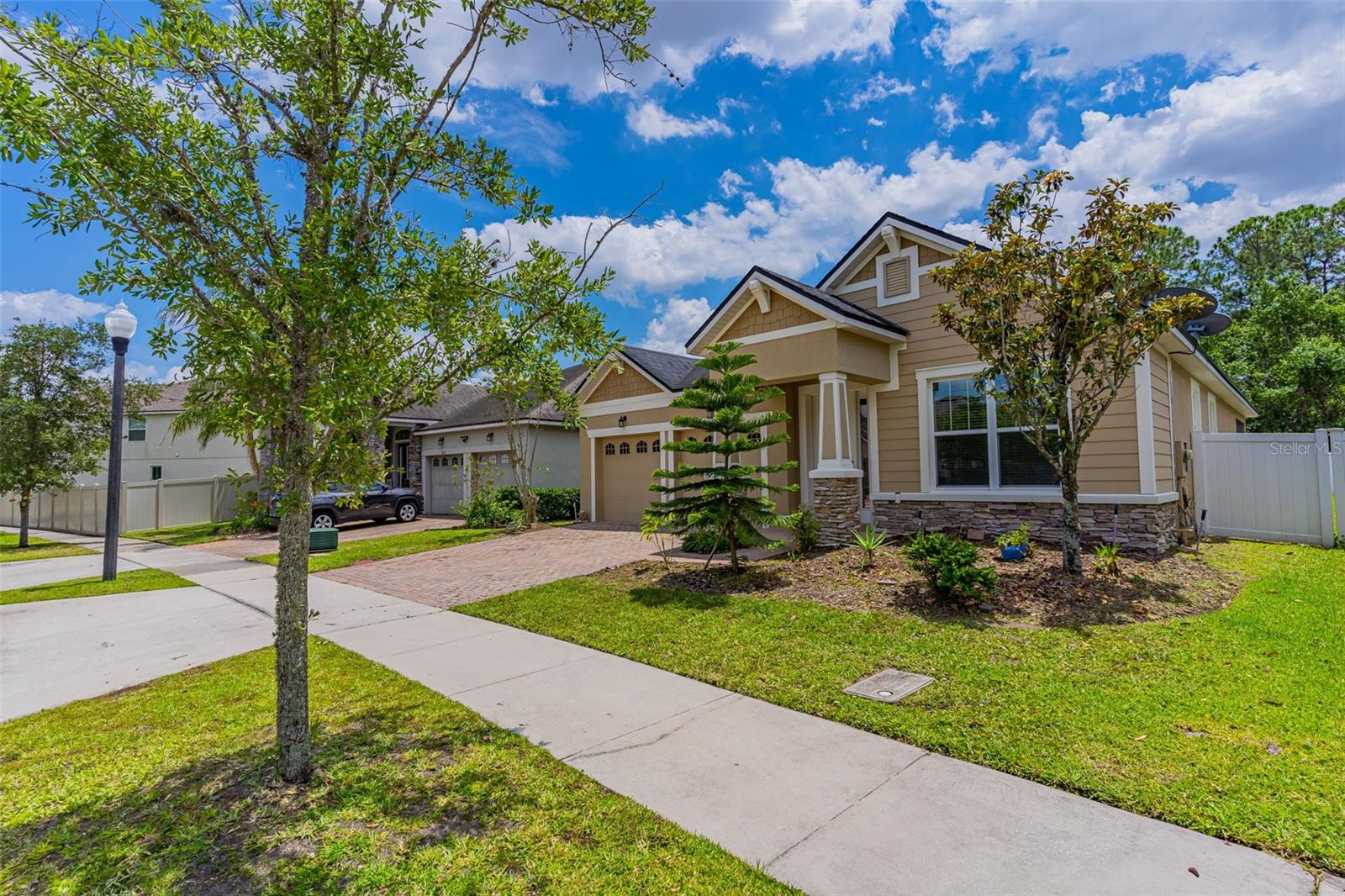 Image 2 of 43 For 5278 Dove Tree St