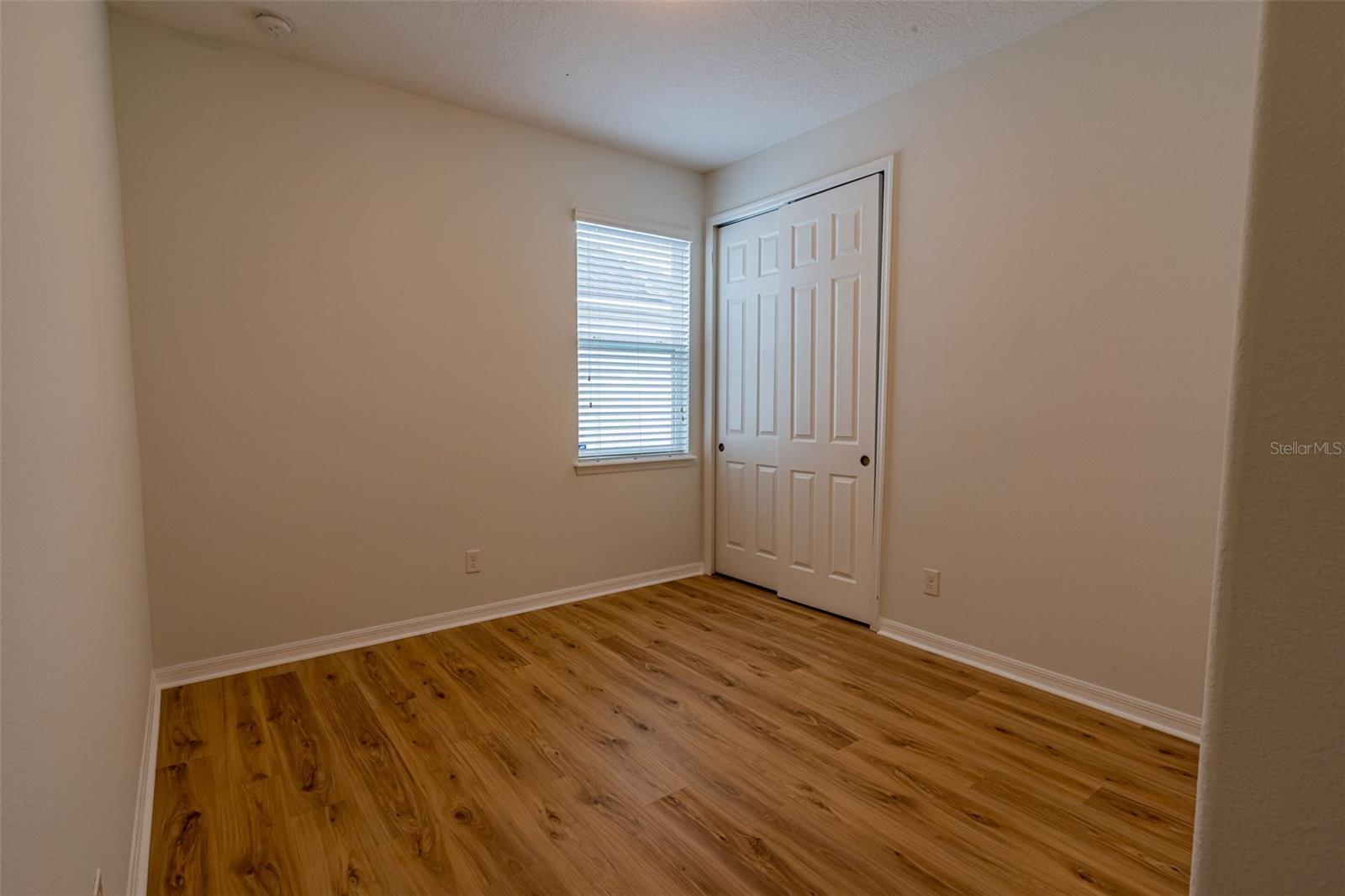 Image 22 of 43 For 5278 Dove Tree St