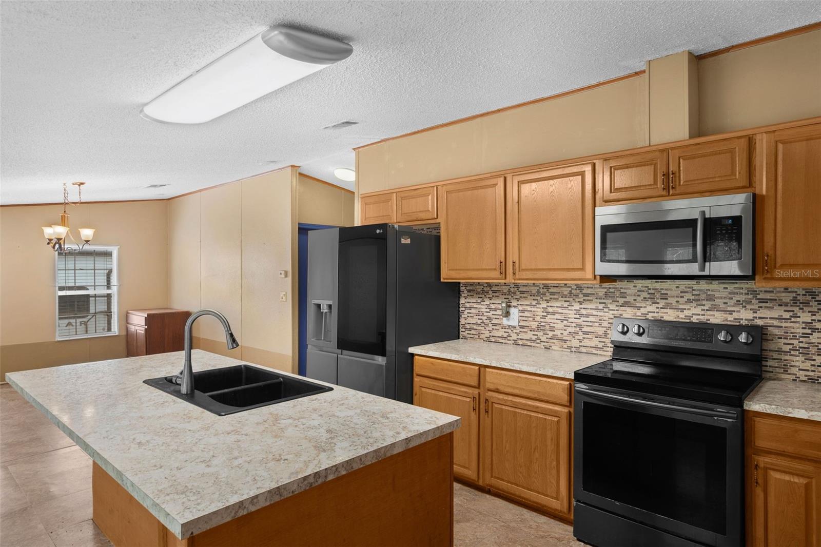 Image 14 of 49 For 2835 Forestland Drive