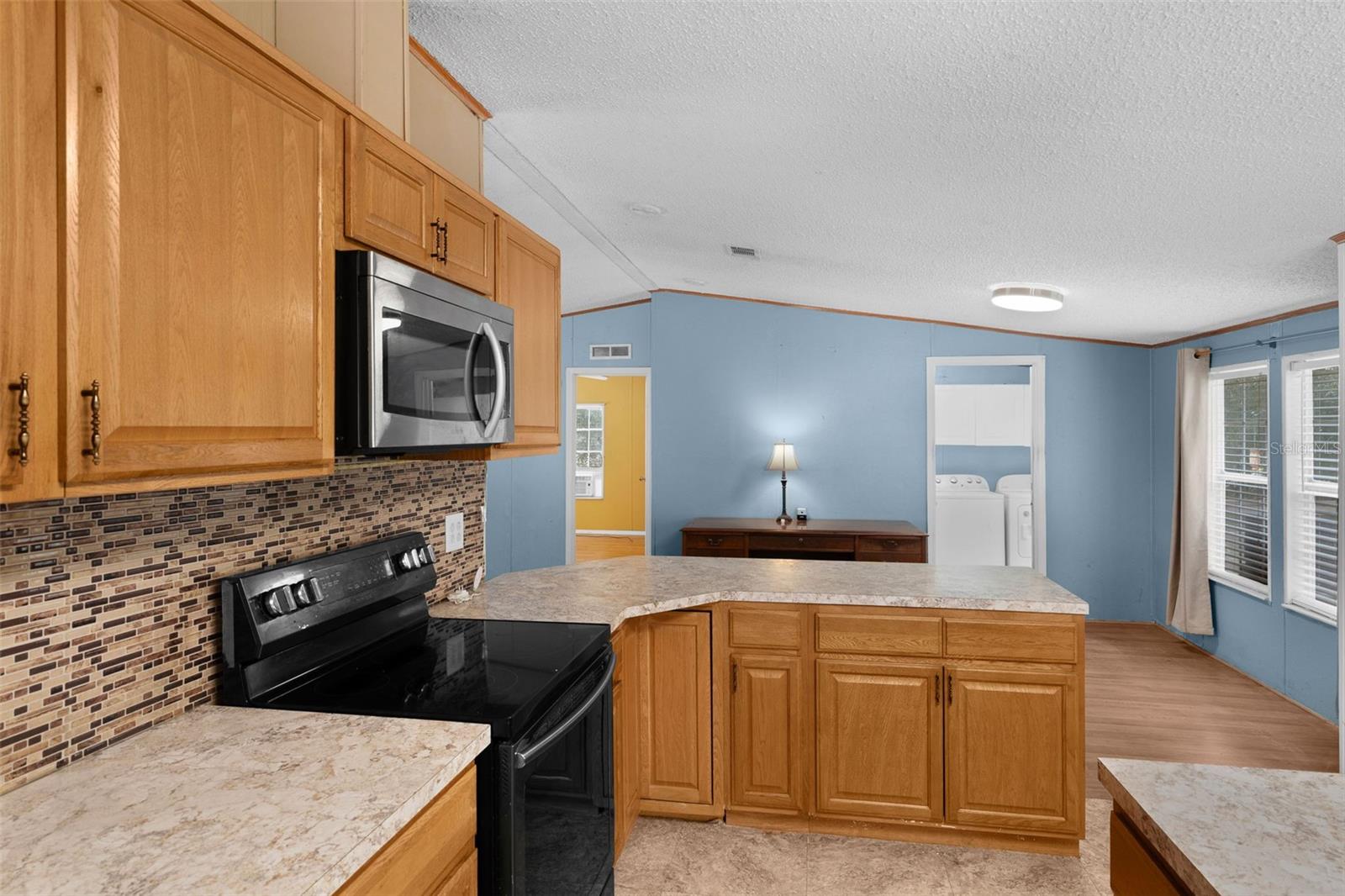 Image 16 of 49 For 2835 Forestland Drive