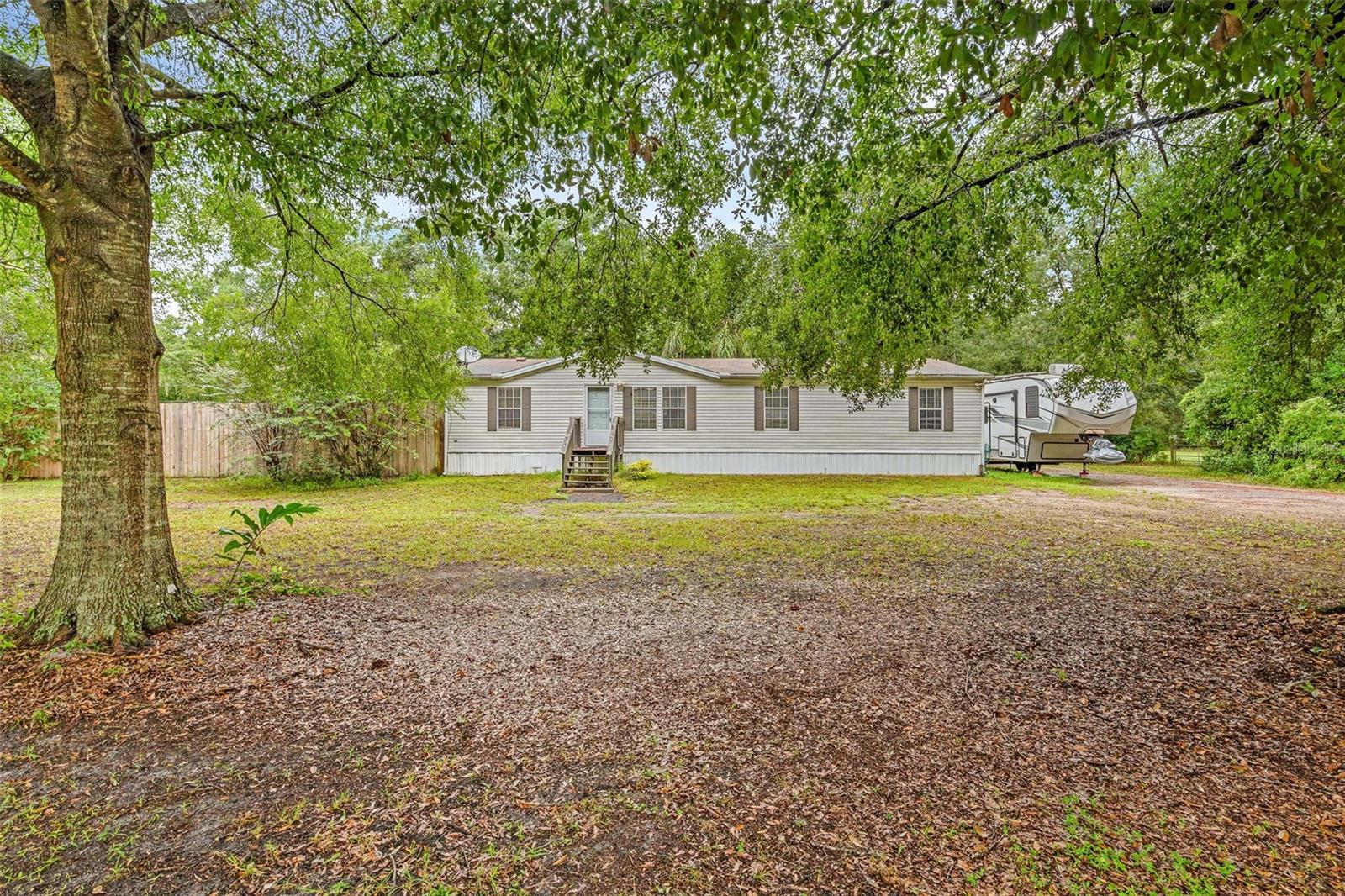 Image 36 of 49 For 2835 Forestland Drive