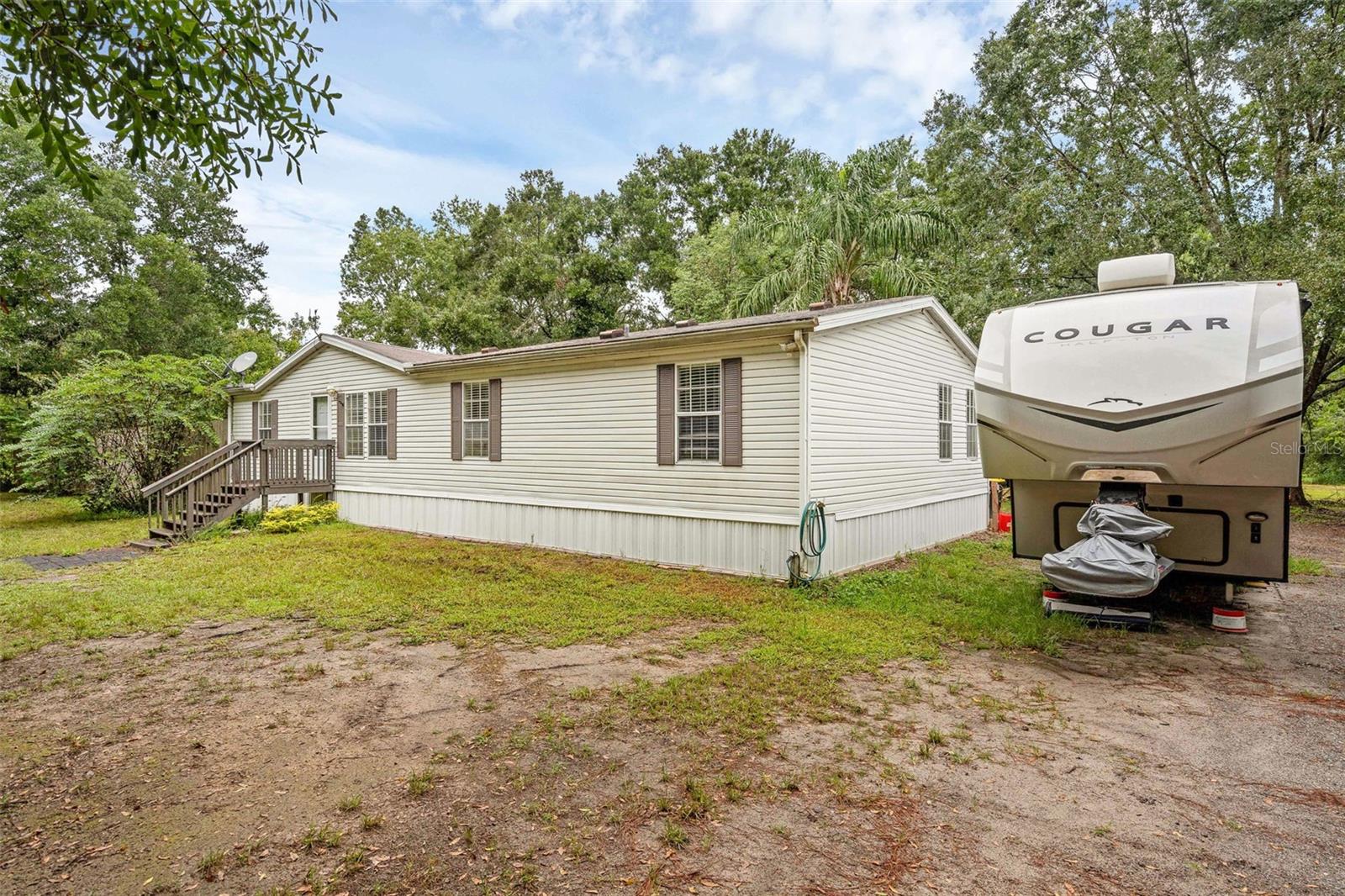 Image 6 of 49 For 2835 Forestland Drive