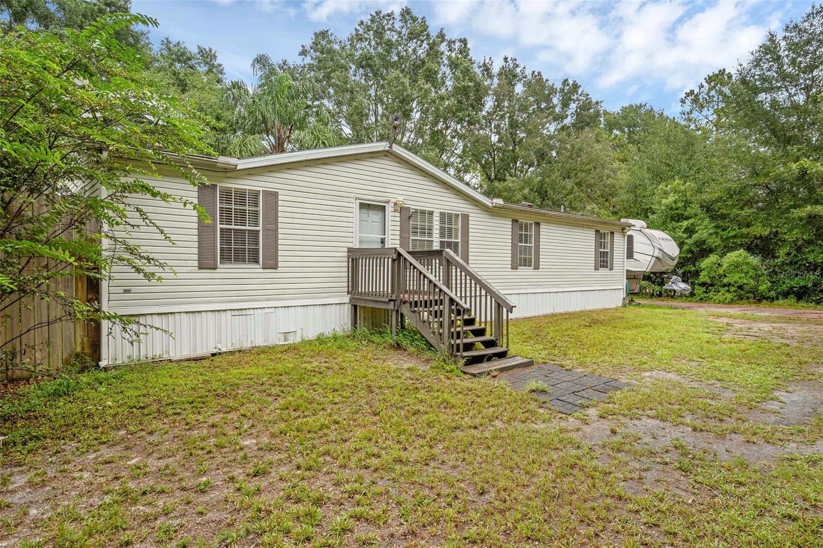 Image 7 of 49 For 2835 Forestland Drive