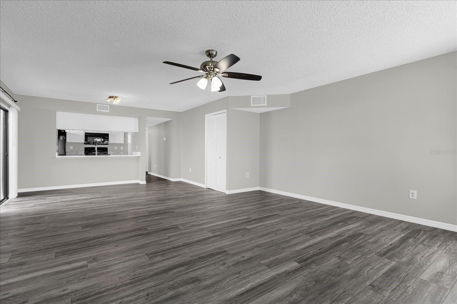 Image 20 of 23 For 2922 Fox Squirrel Drive B