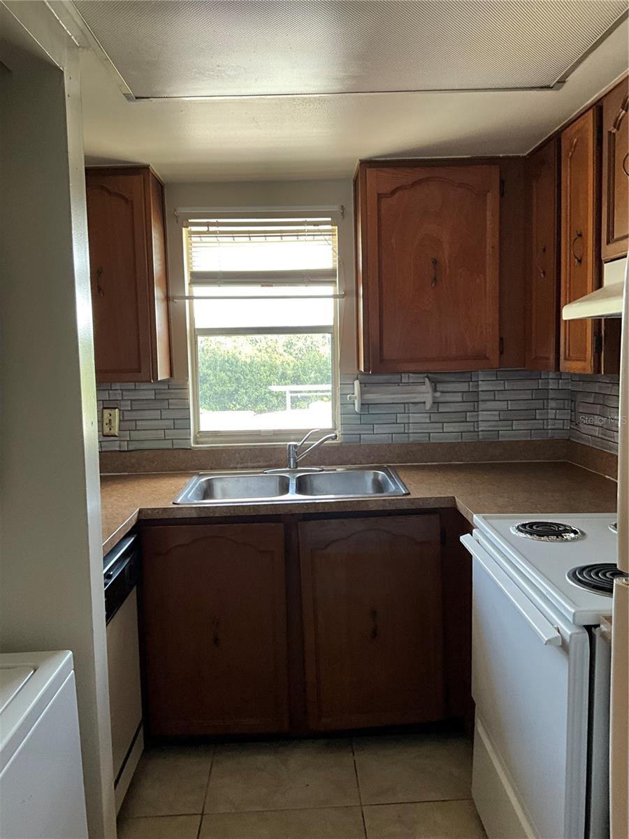 Image 4 of 18 For 518 San Sebastian Court 518