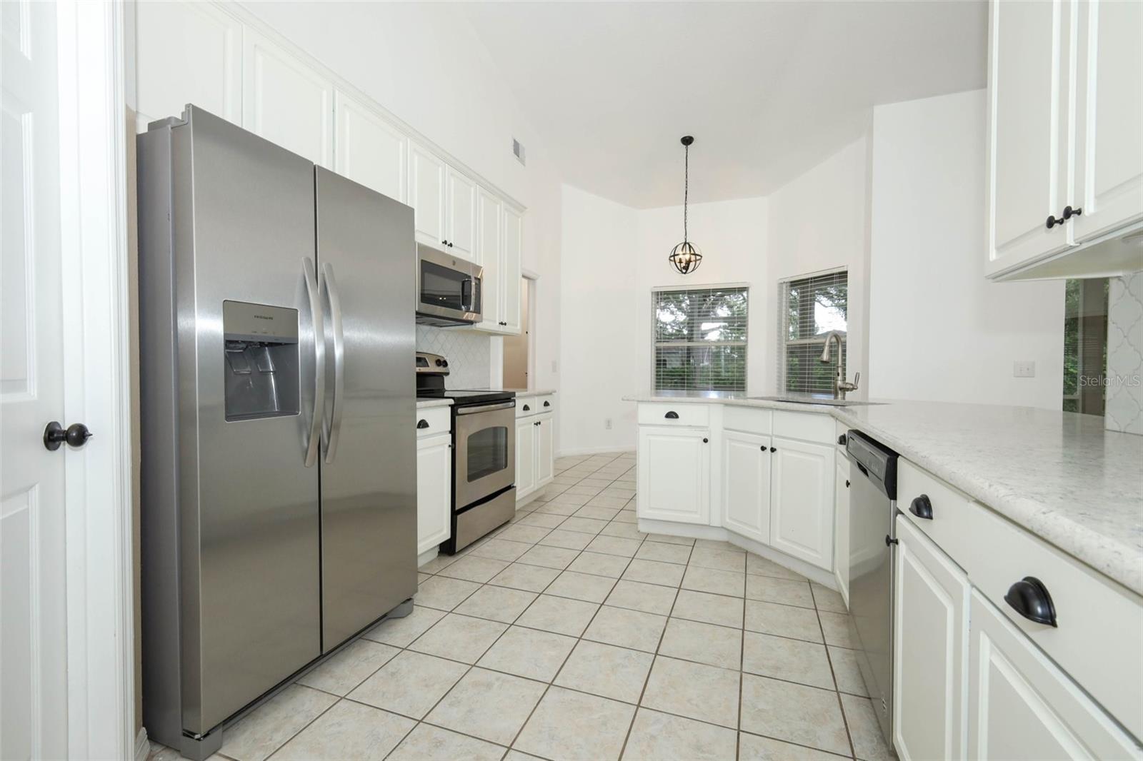Image 14 of 47 For 1324 Weston Woods Boulevard