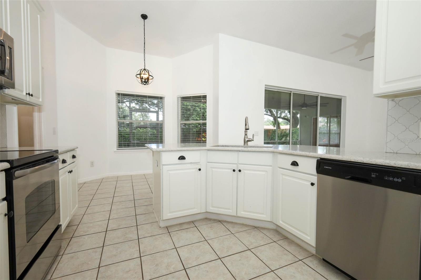 Image 15 of 47 For 1324 Weston Woods Boulevard