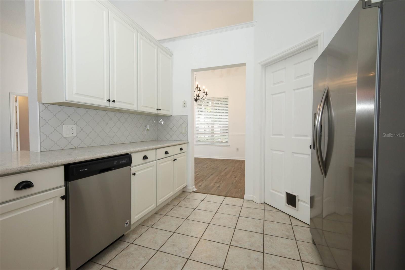 Image 16 of 47 For 1324 Weston Woods Boulevard