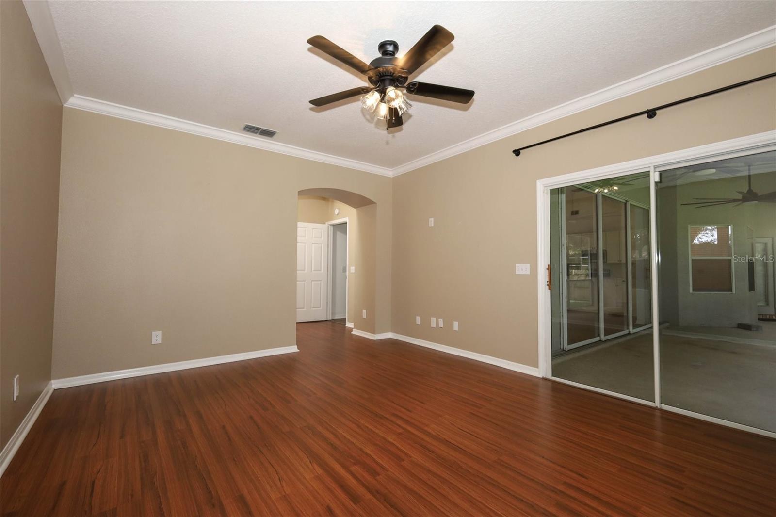 Image 18 of 47 For 1324 Weston Woods Boulevard