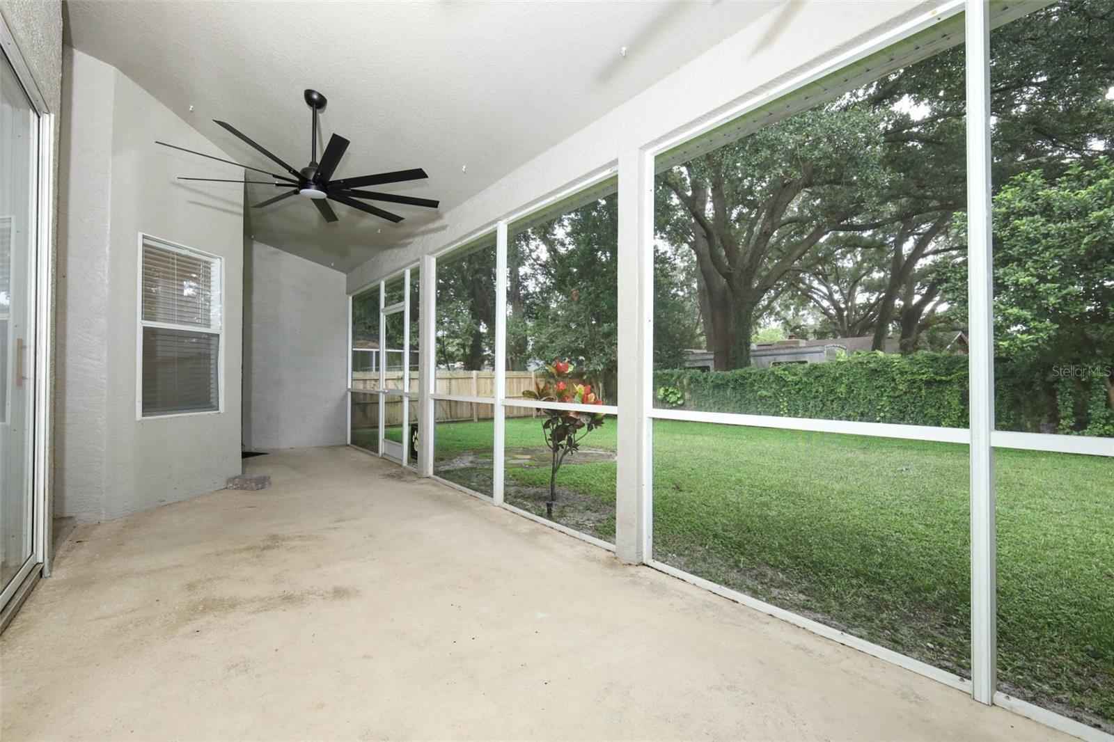 Image 36 of 47 For 1324 Weston Woods Boulevard