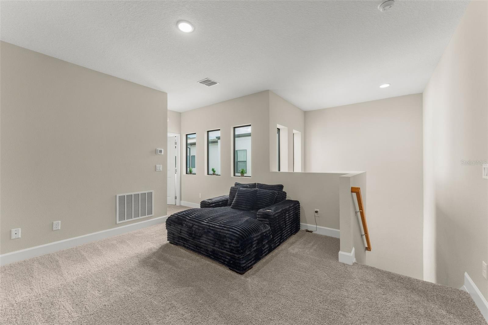 Image 19 of 38 For 205 Villa Domani Circle 62