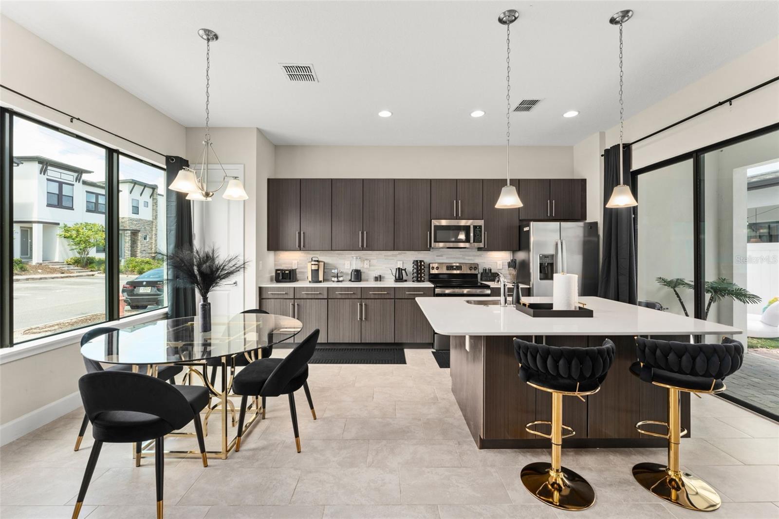Image 3 of 38 For 205 Villa Domani Circle 62