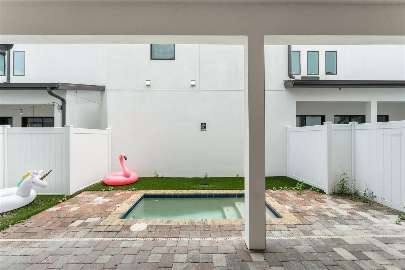 Image 31 of 38 For 205 Villa Domani Circle 62