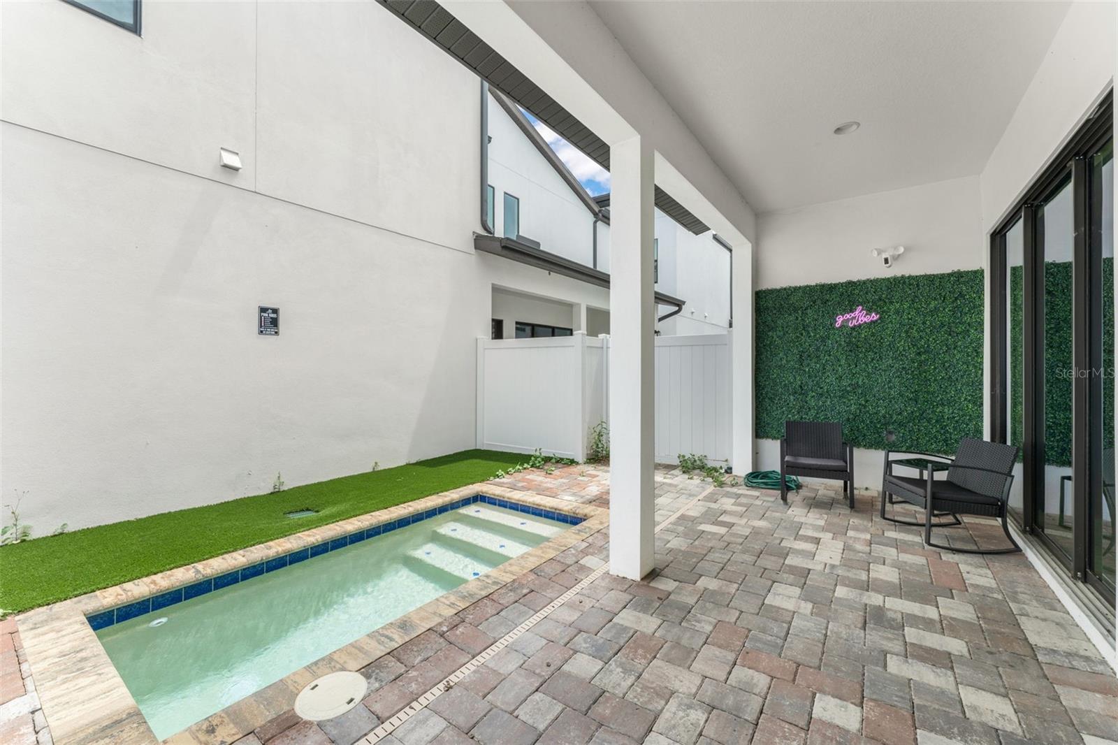 Image 32 of 38 For 205 Villa Domani Circle 62