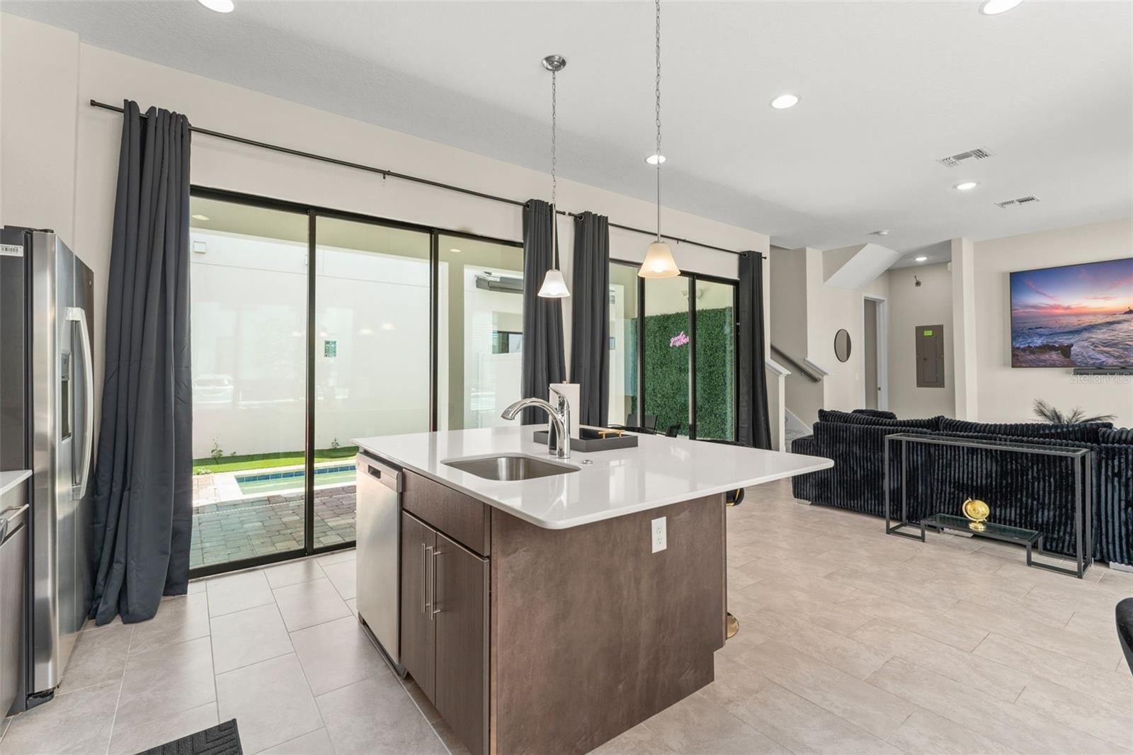 Image 8 of 38 For 205 Villa Domani Circle 62