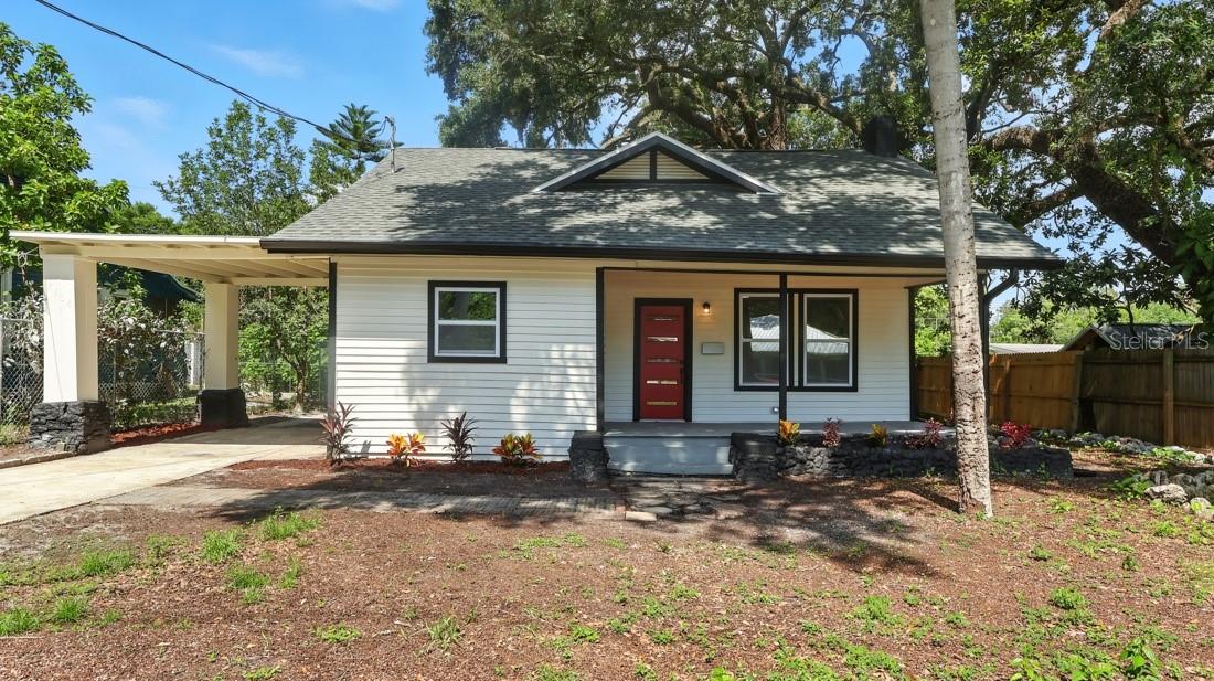 Details for 7806 Van Dyke Place, TAMPA, FL 33604