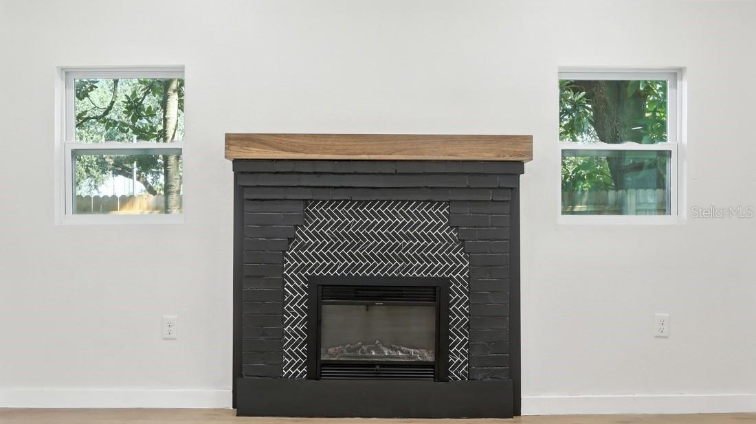 Image 10 of 38 For 7806 Van Dyke Place