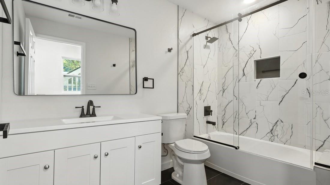 Image 19 of 38 For 7806 Van Dyke Place