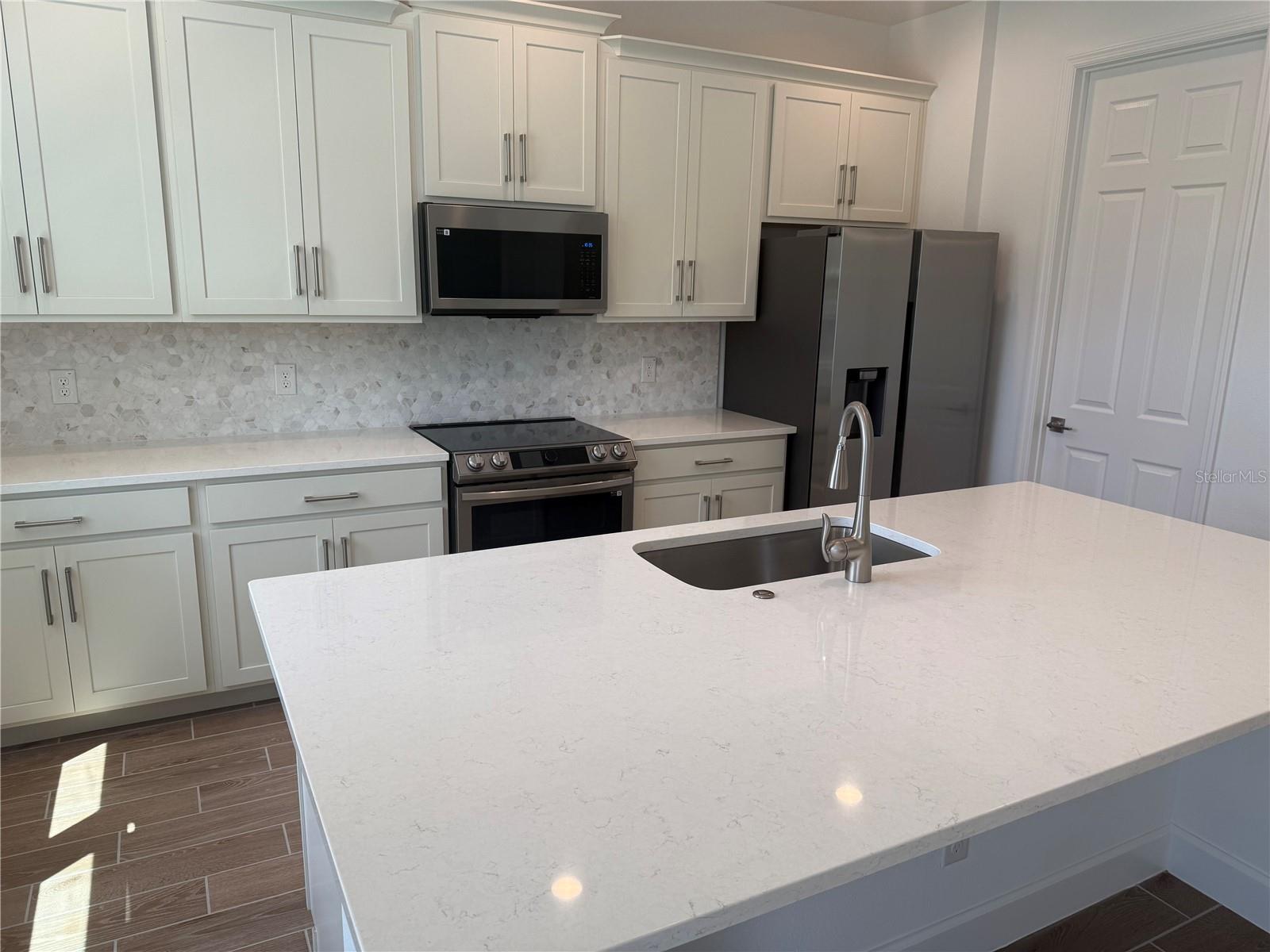 Image 3 of 15 For 2566 Cavanaugh Drive
