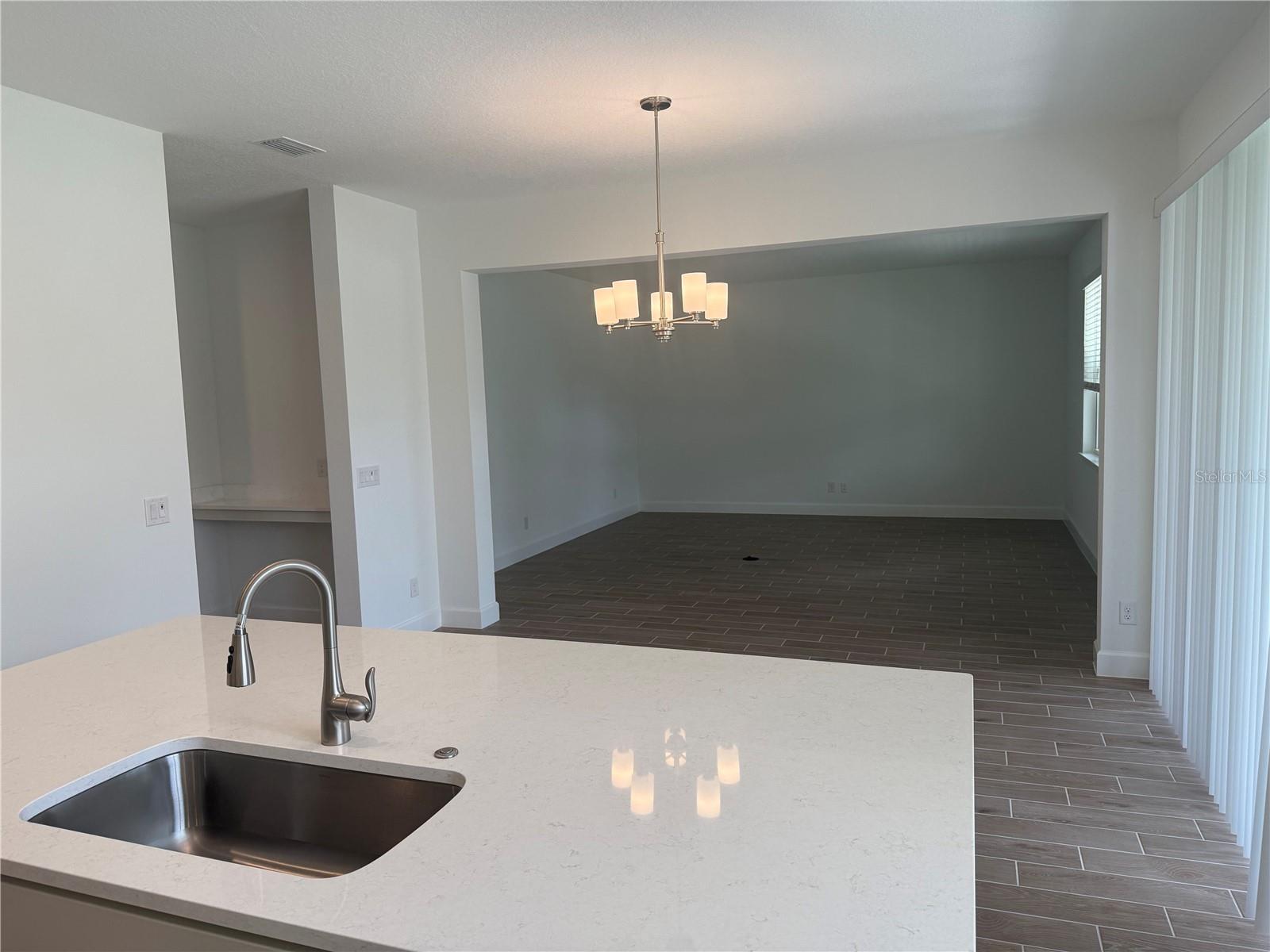 Image 5 of 15 For 2566 Cavanaugh Drive