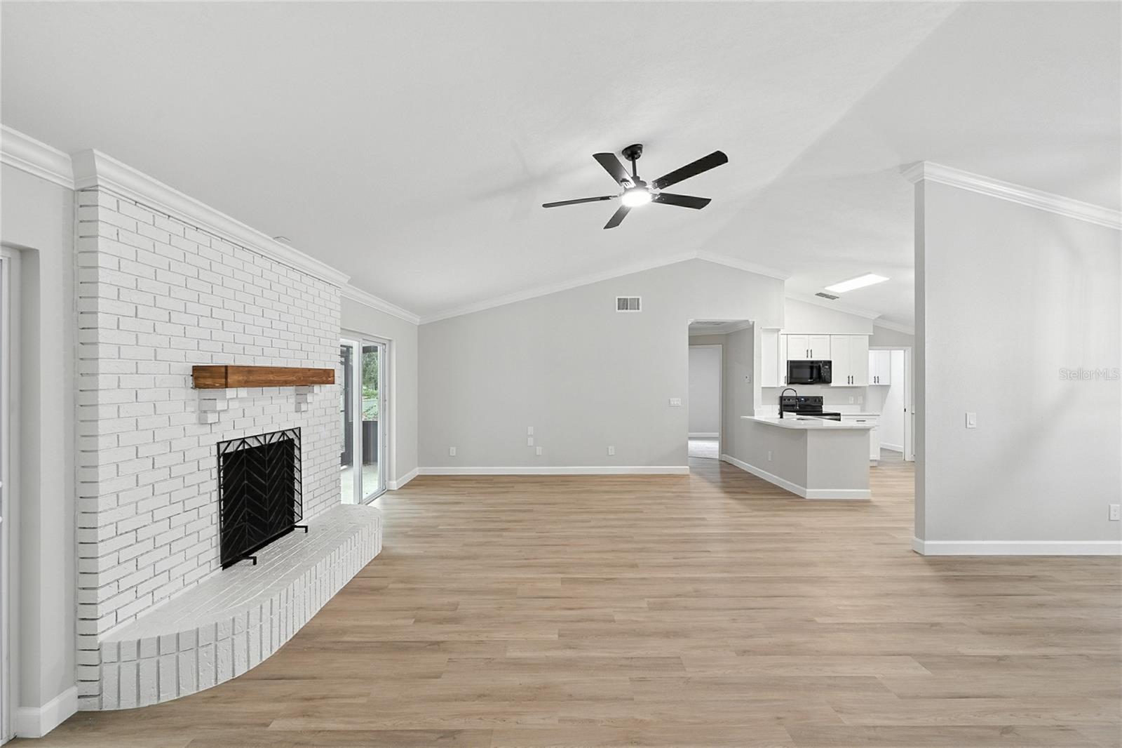 Image 11 of 34 For 5148 Sun Palm Drive