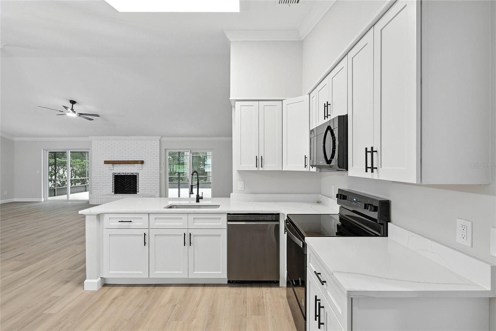 Image 7 of 34 For 5148 Sun Palm Drive