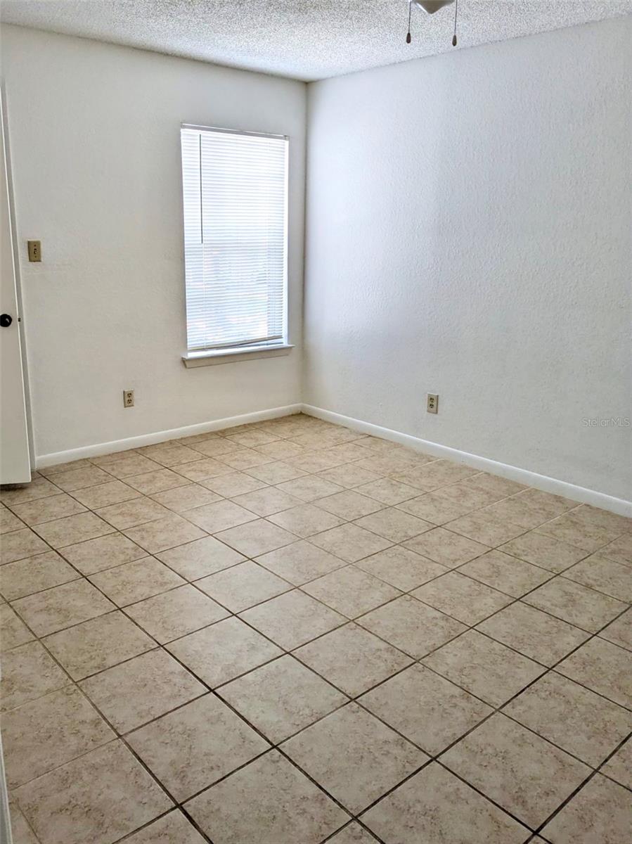 Image 16 of 36 For 4225 Thornbriar Lane 208