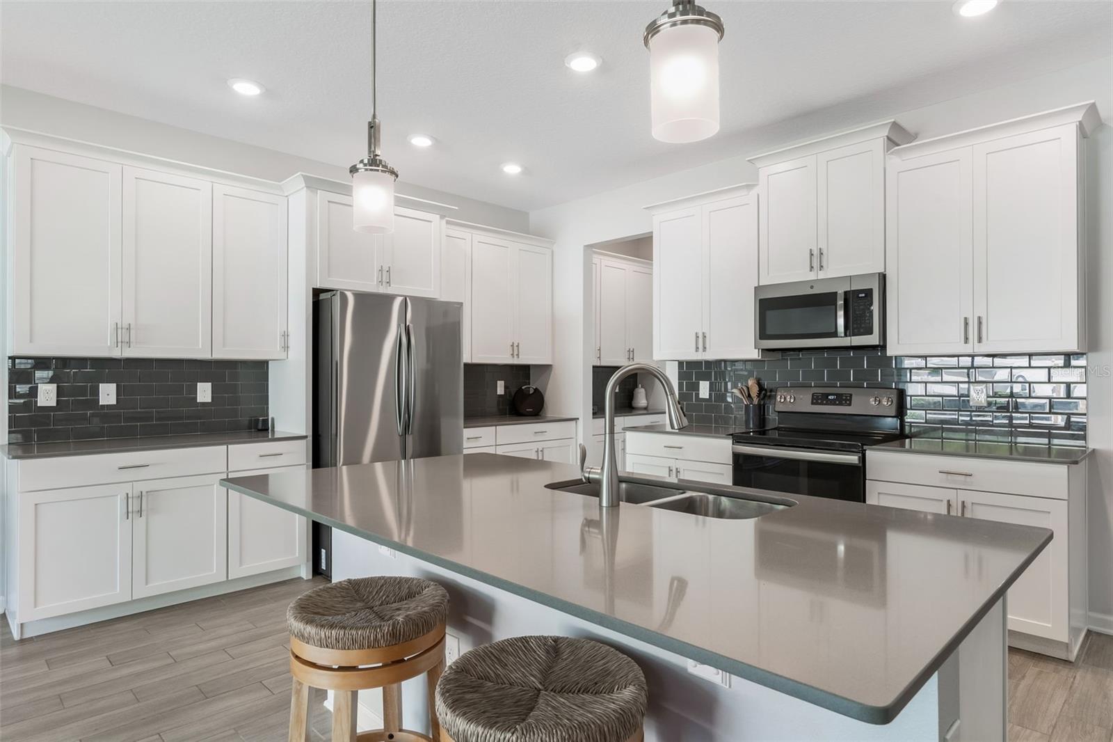 Image 13 of 56 For 1855 Black Maple Place