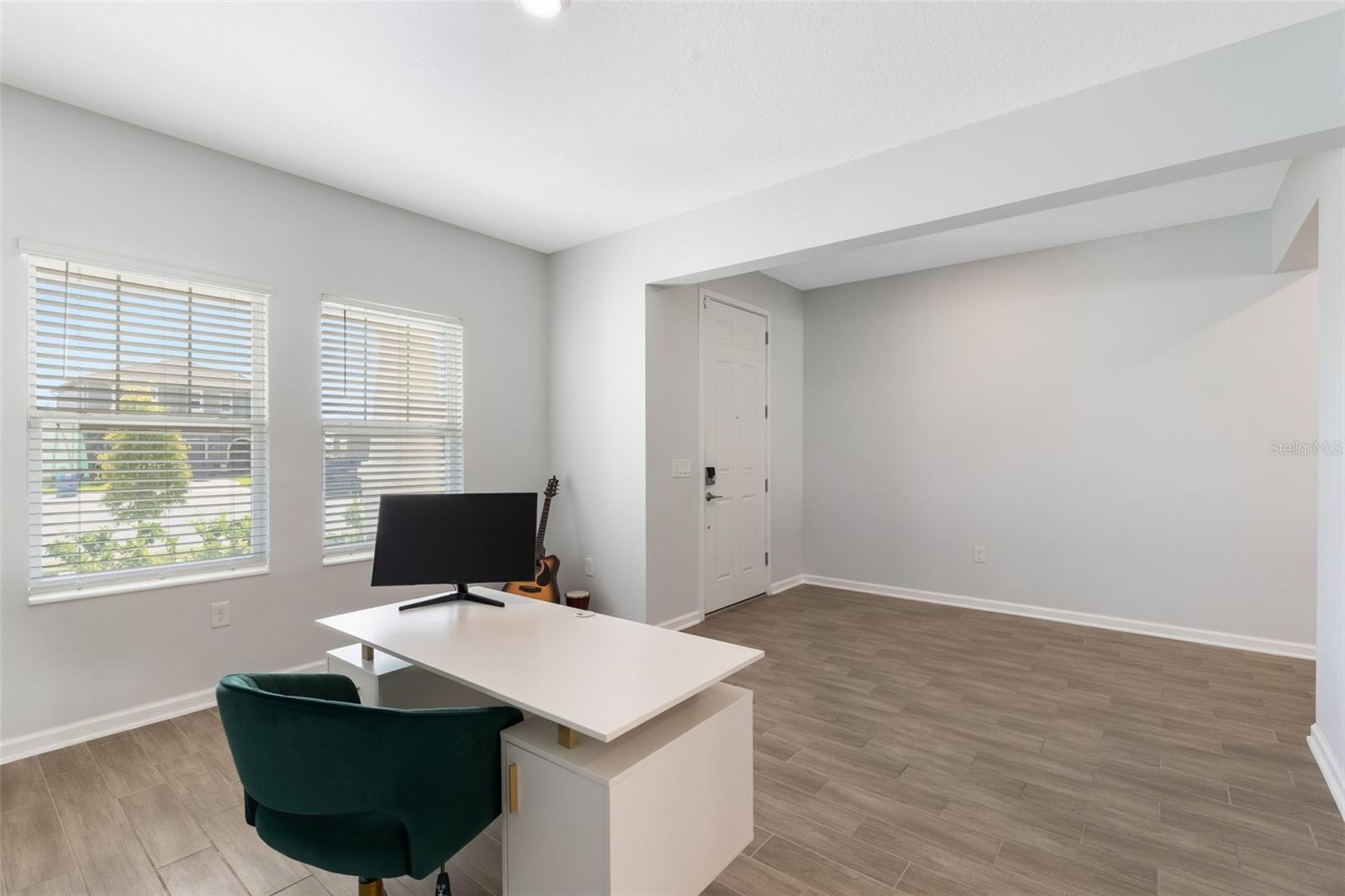 Image 5 of 56 For 1855 Black Maple Place
