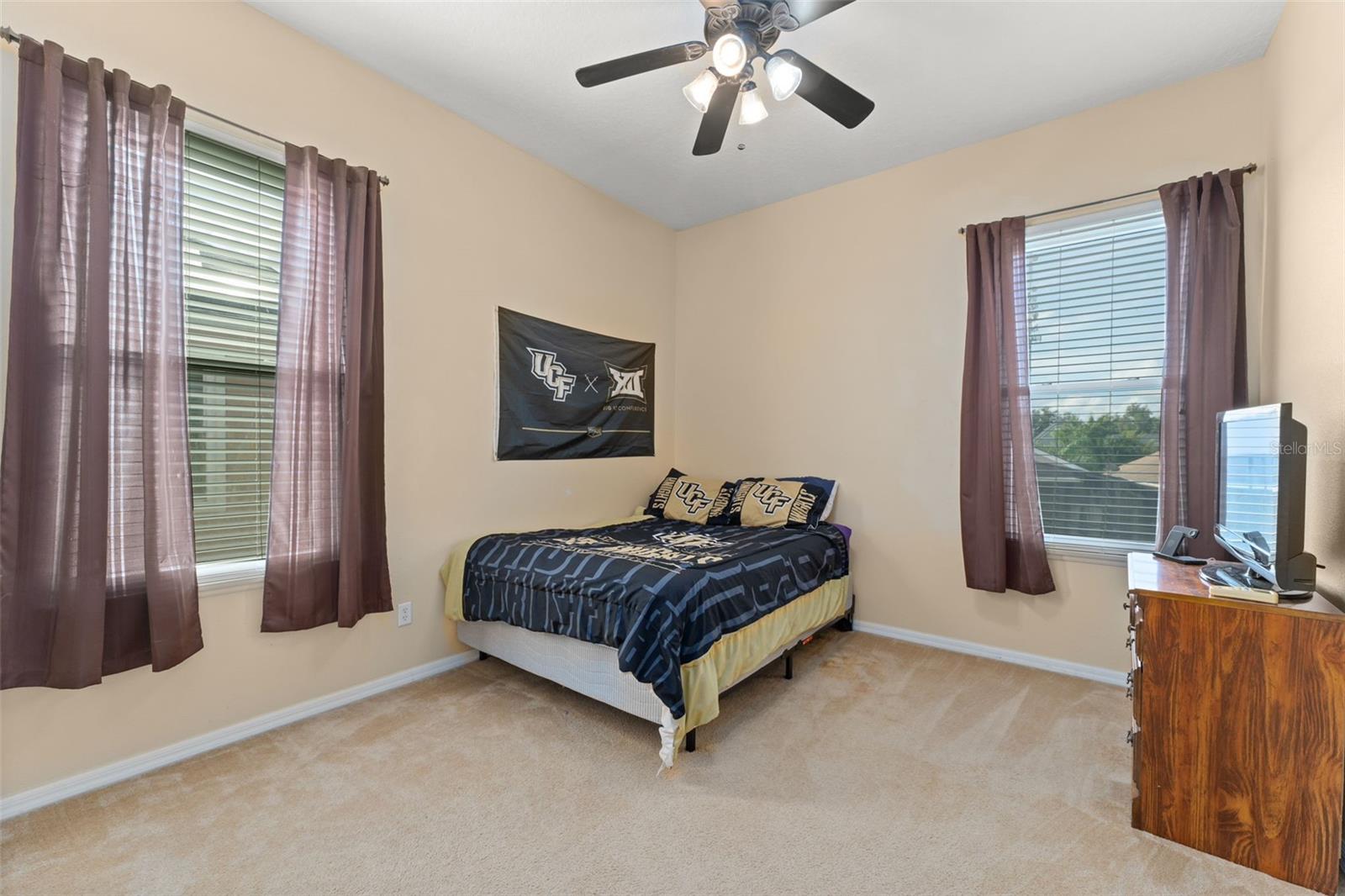 Image 31 of 53 For 10410 Stone Glen Drive