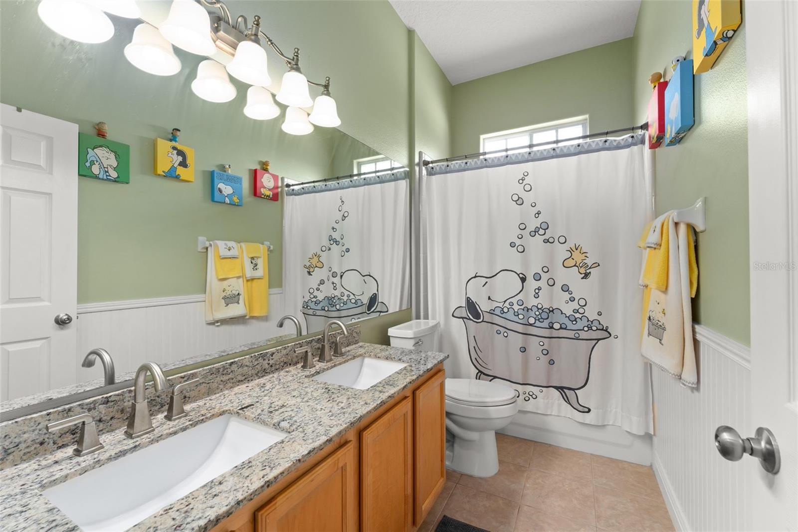 Image 33 of 53 For 10410 Stone Glen Drive