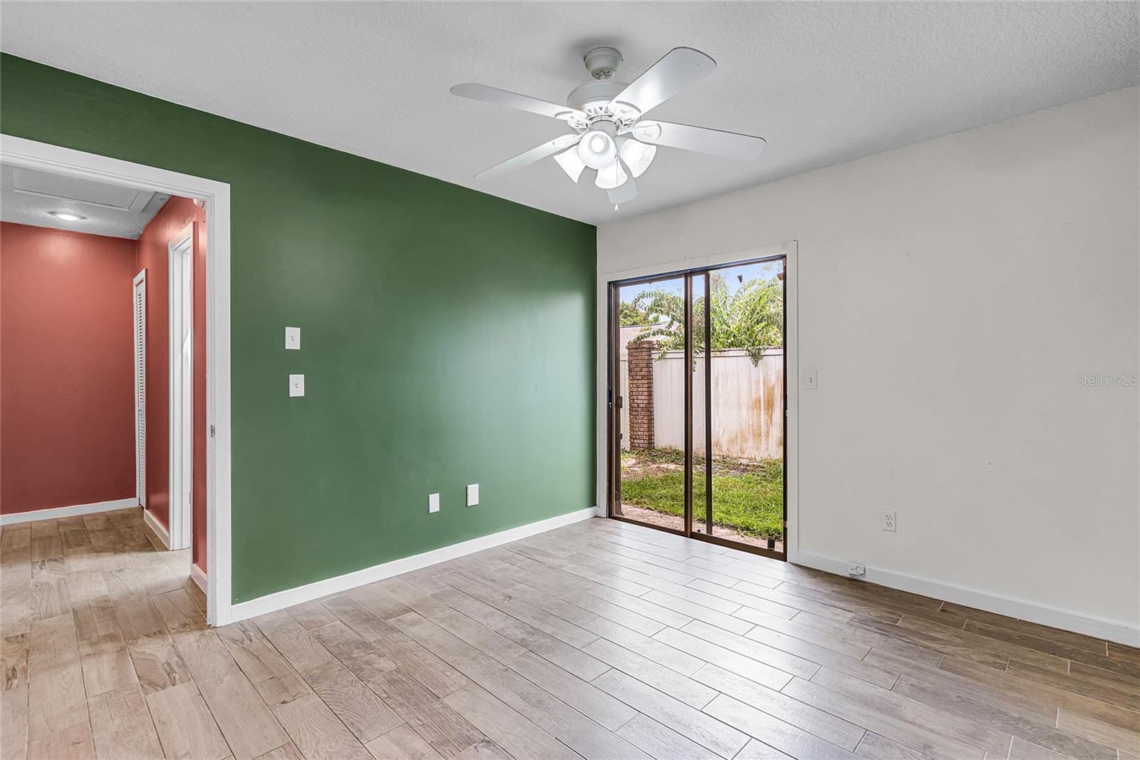 Image 16 of 35 For 2522 Thicket Ridge Court