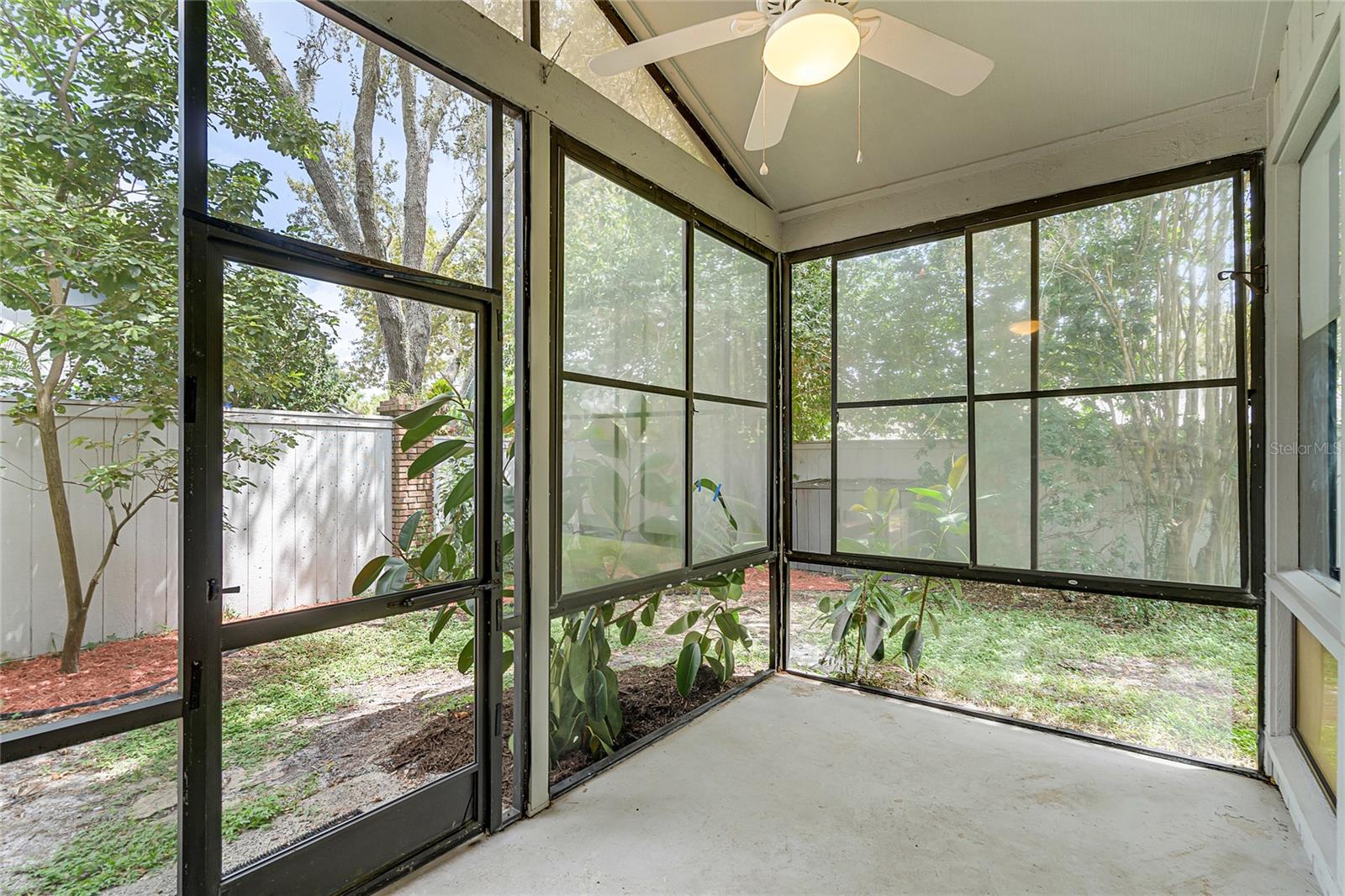 Image 32 of 35 For 2522 Thicket Ridge Court