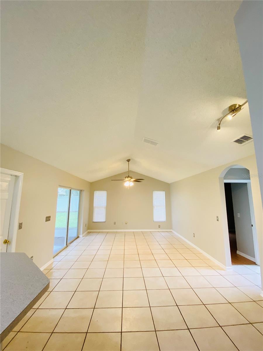 Image 3 of 16 For 2799 Cullens Court