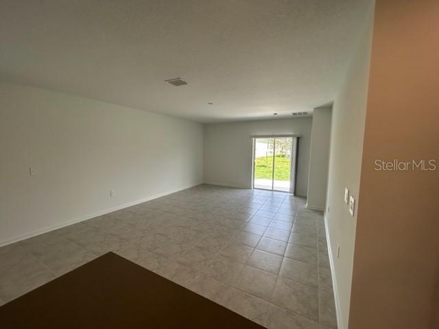 Image 10 of 35 For 949 Jackson Avenue