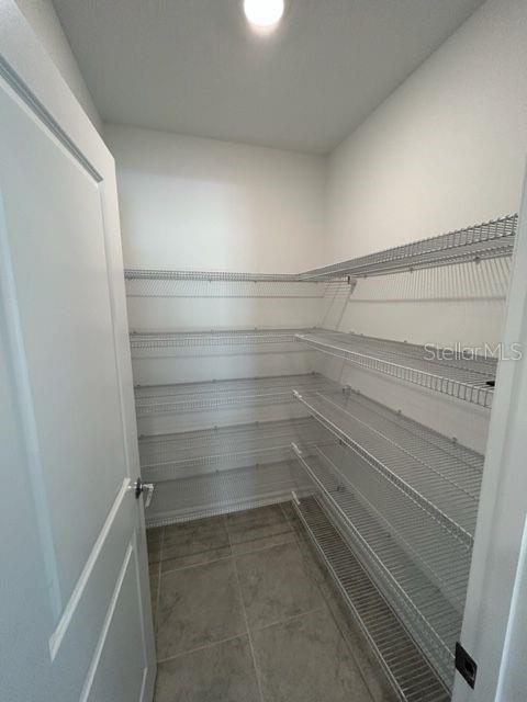 Image 16 of 35 For 949 Jackson Avenue