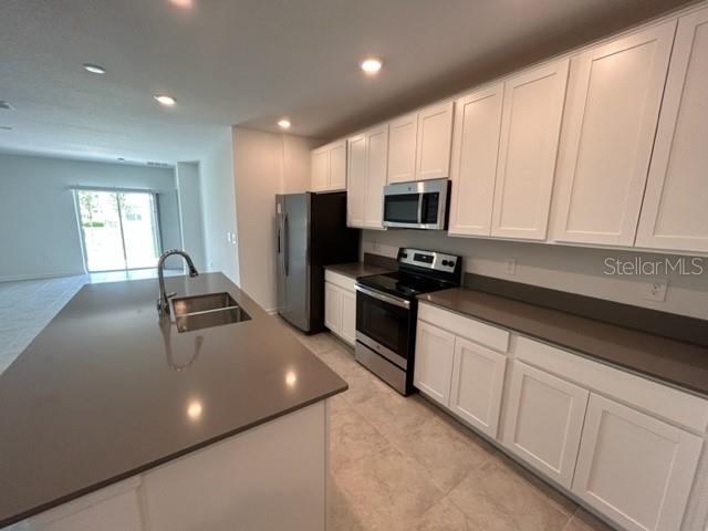 Image 7 of 35 For 949 Jackson Avenue