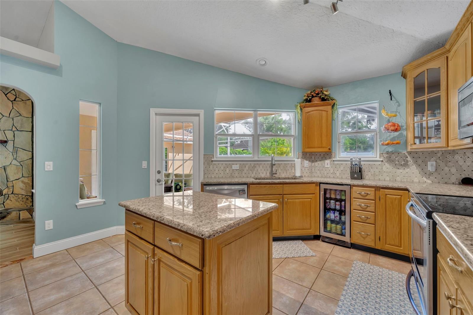 Image 12 of 31 For 5055 Knotty Pine Court