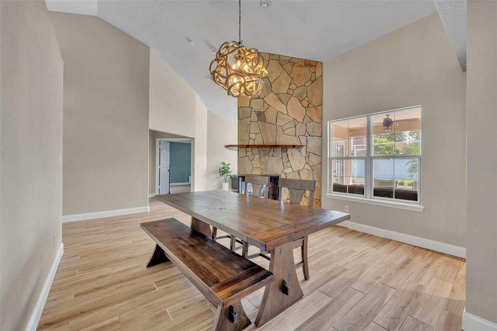 Image 8 of 31 For 5055 Knotty Pine Court