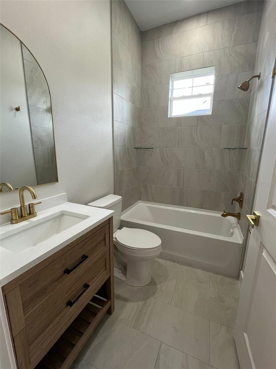 Image 20 of 26 For 829 Mcdonald Avenue