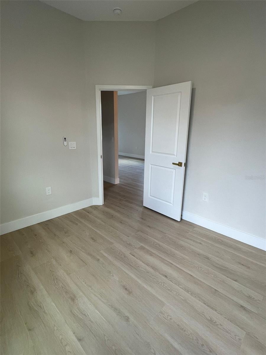 Image 21 of 26 For 829 Mcdonald Avenue