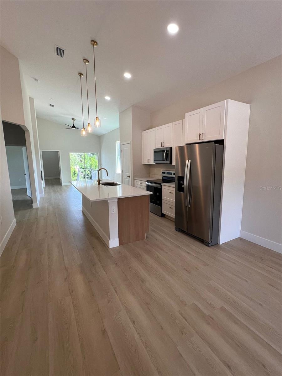 Image 8 of 26 For 829 Mcdonald Avenue