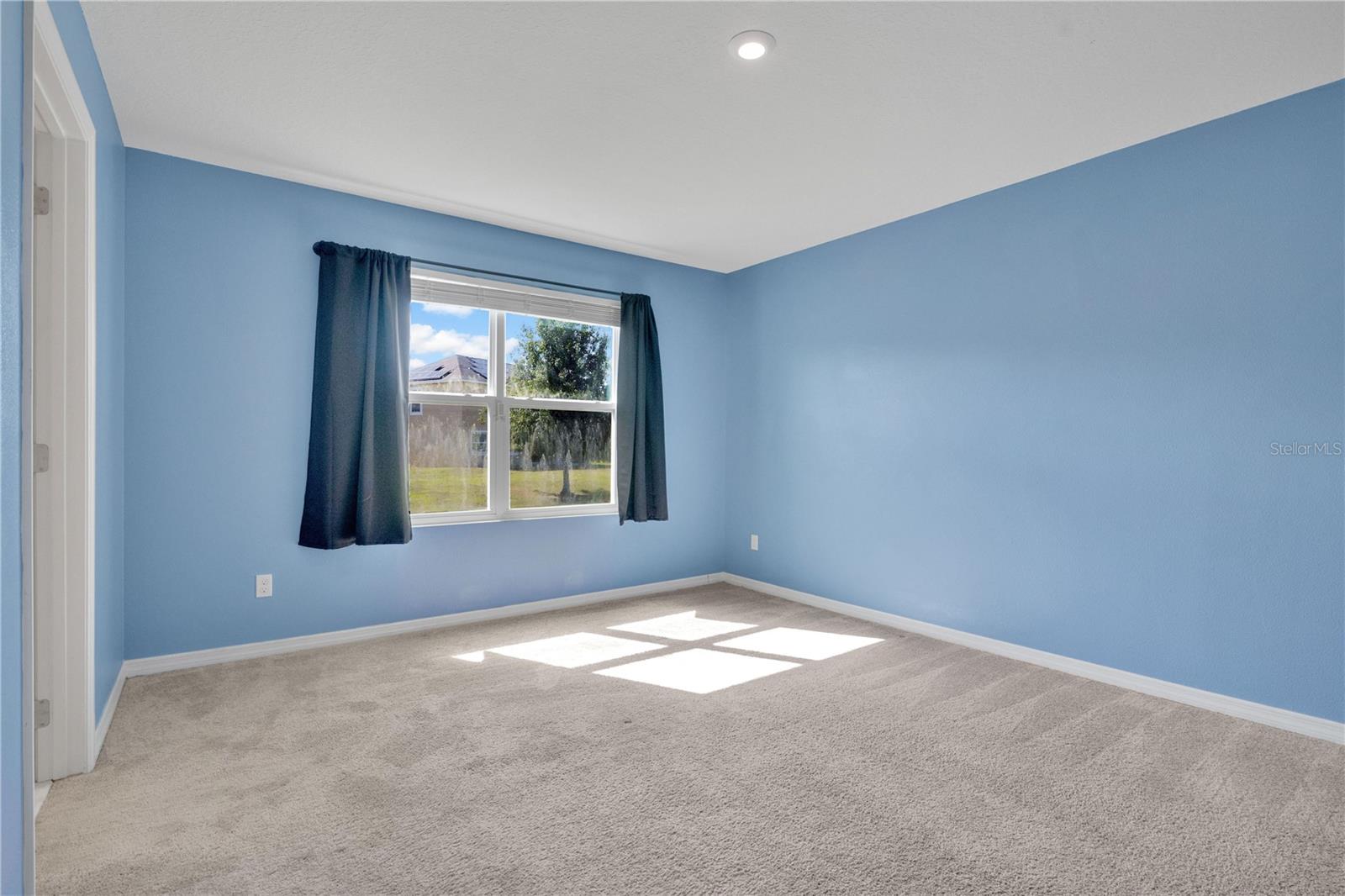 Image 12 of 28 For 584 Black Eagle Drive