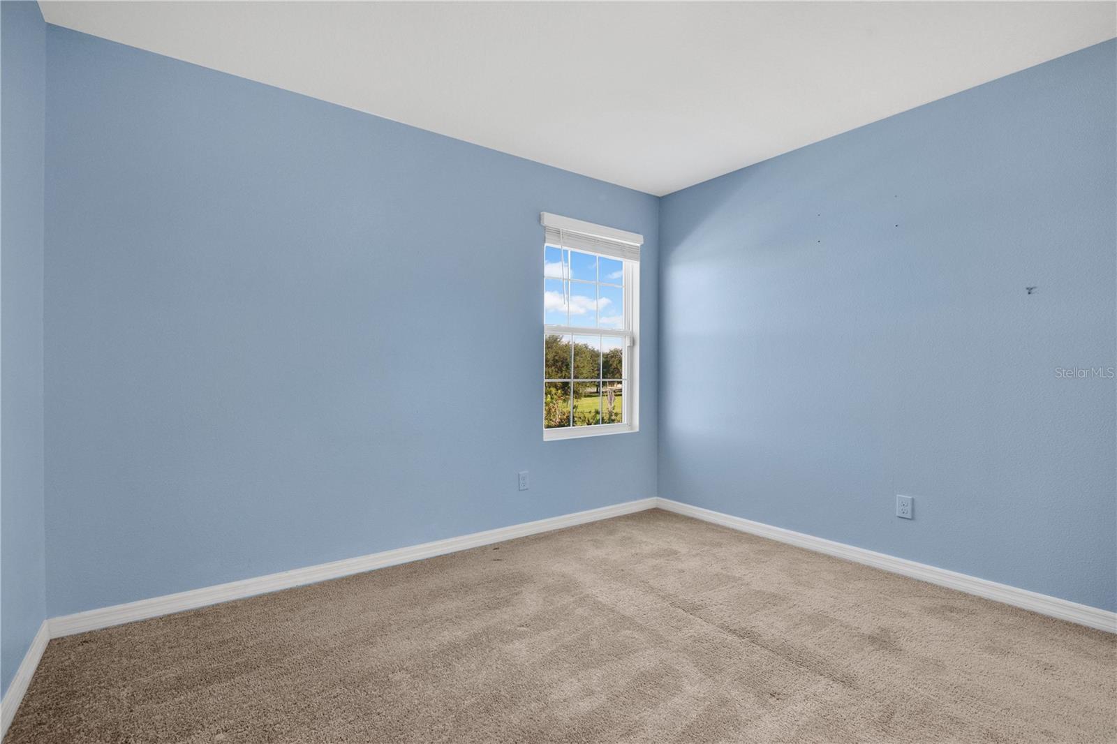 Image 13 of 28 For 584 Black Eagle Drive