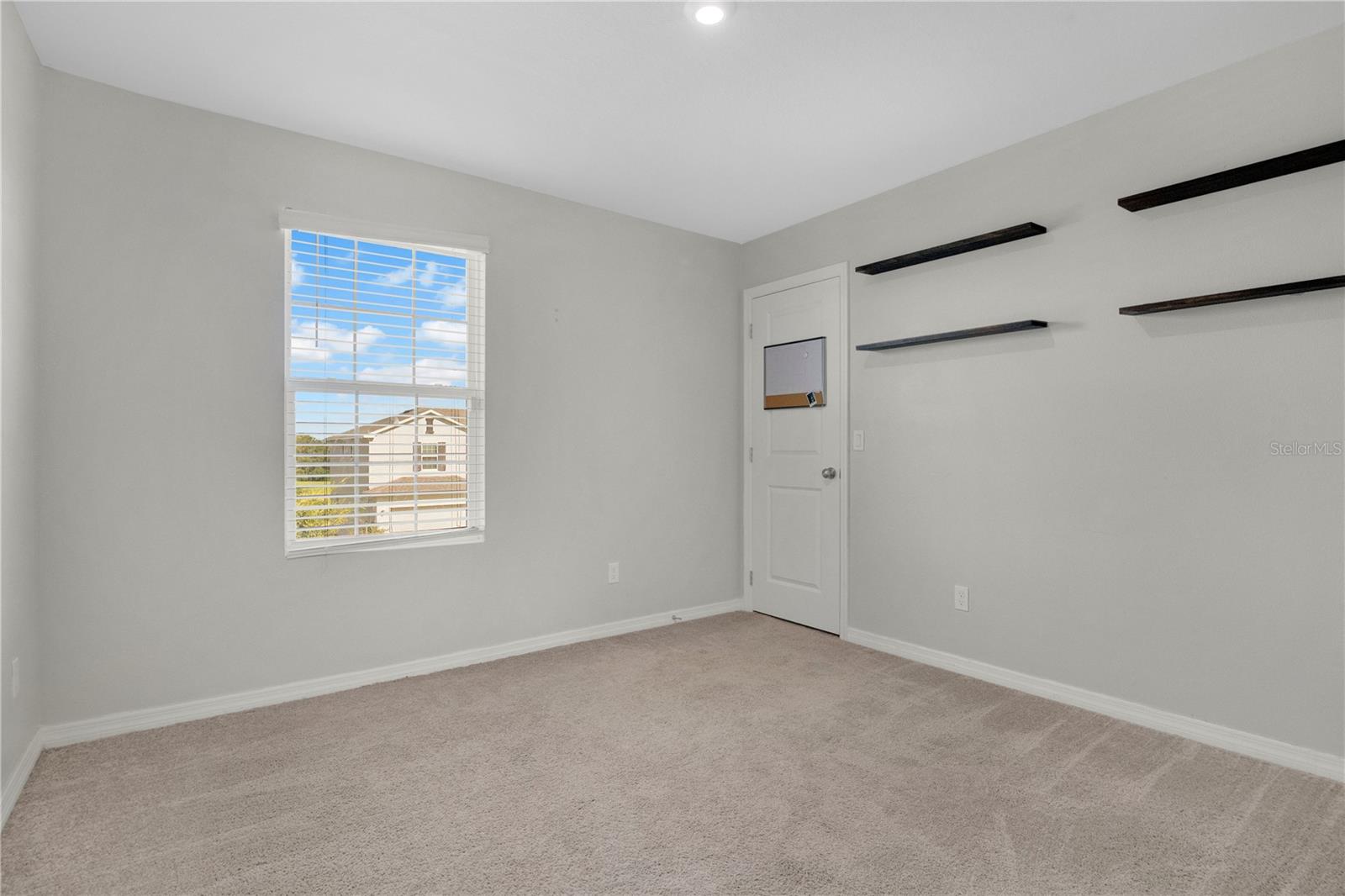 Image 19 of 28 For 584 Black Eagle Drive