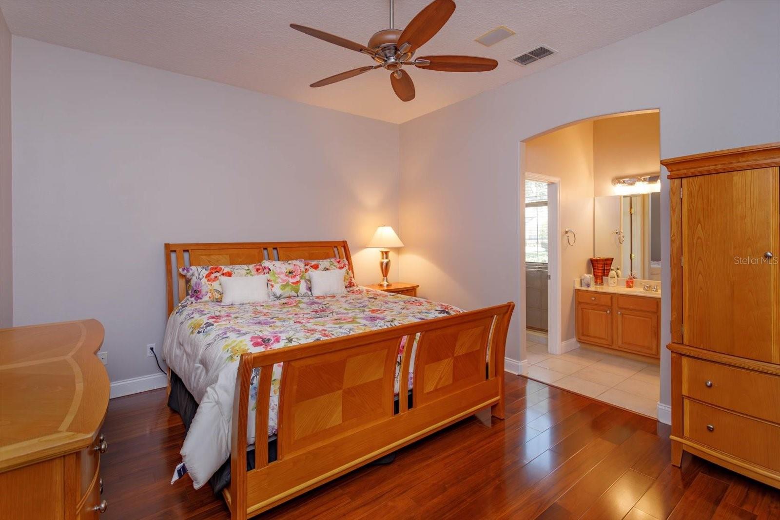 Image 20 of 38 For 10926 Woodchase Circle