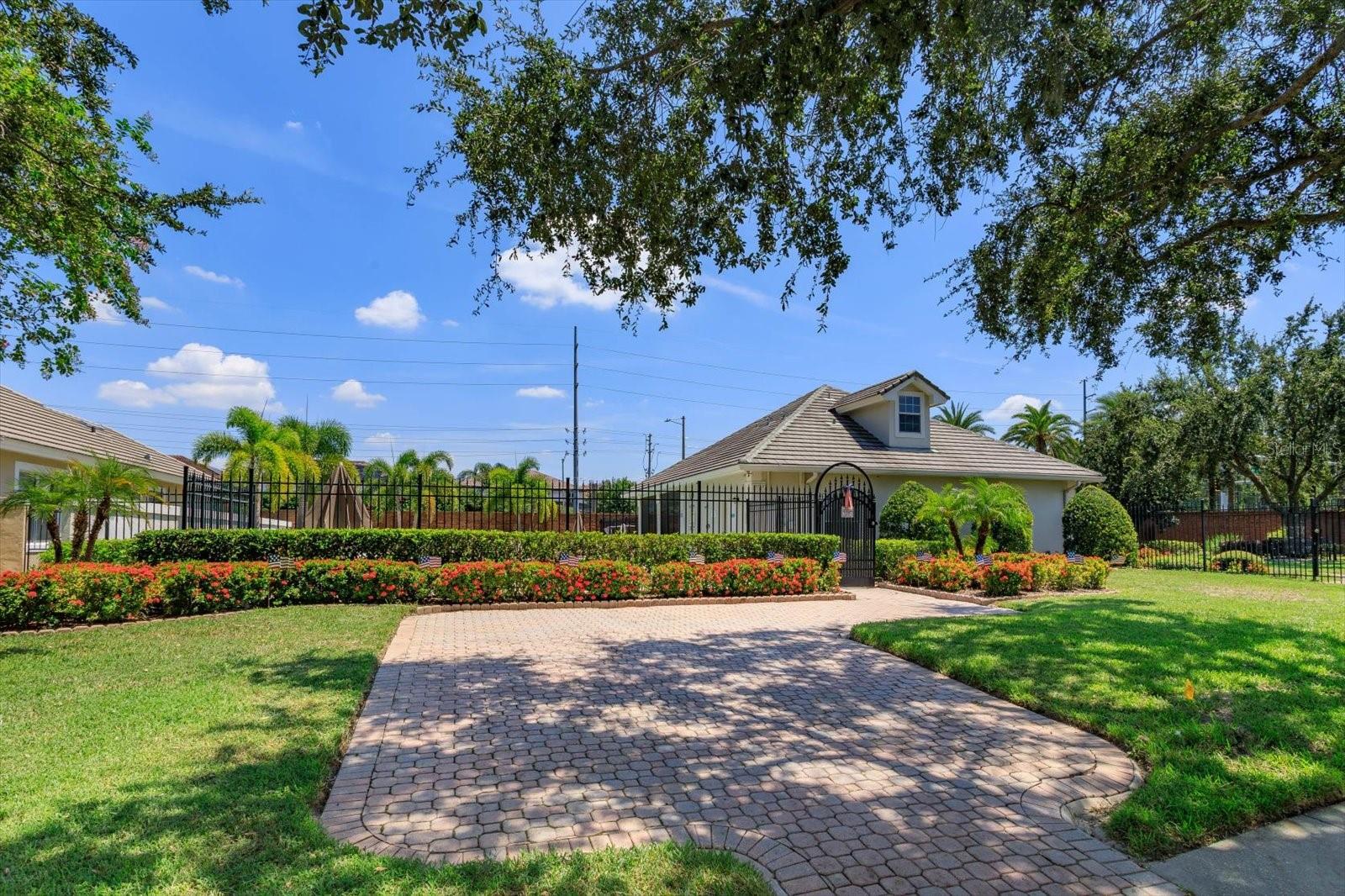 Image 34 of 38 For 10926 Woodchase Circle
