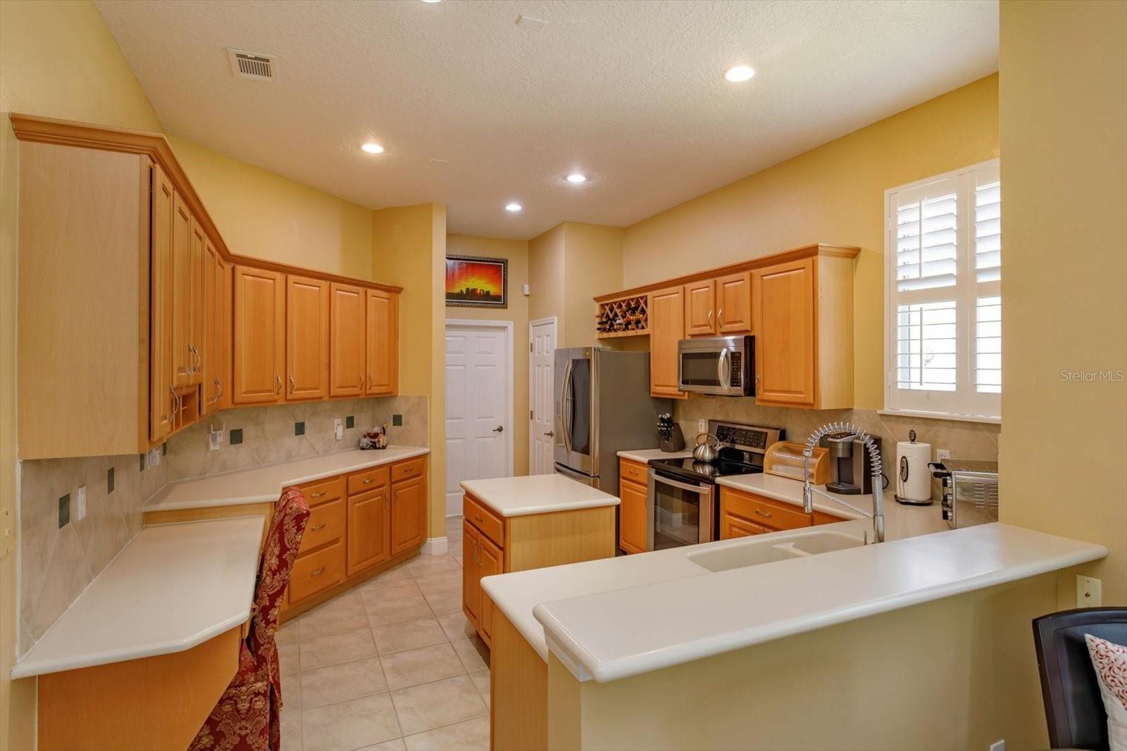 Image 9 of 38 For 10926 Woodchase Circle